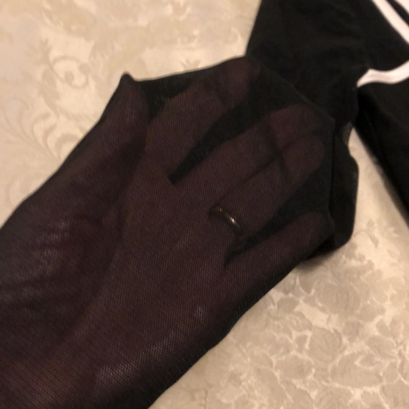 JOSEPH RIBKOFF B/W SIZE 4 TOP LONG SHEER SLEEVE ASYMMETRICAL NECKLINE - #027 - Picture 6 of 11